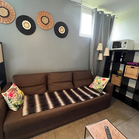Chez Cyrille Luxembourg Parking Un-sejour-a-part Apartman *