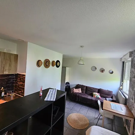 La Paille Luxembourg Parking Un-séjour-à-part * Metz