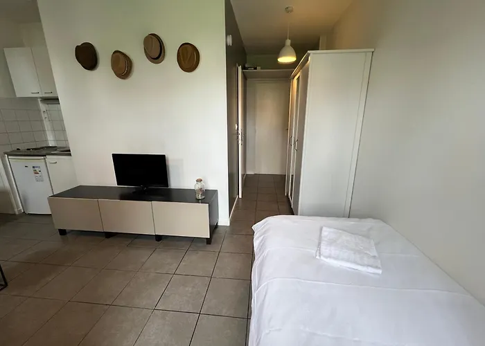 Апартаменты La Paille Luxembourg Parking Un-sejour-a-part Мец